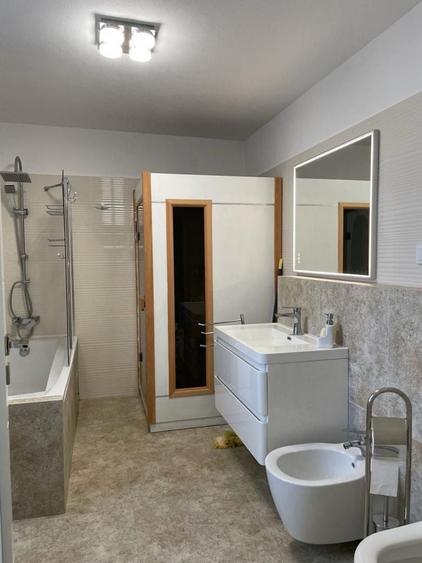 Casă cu 4 camere cu Teren 450 Mp în Calea Dumbrăvii