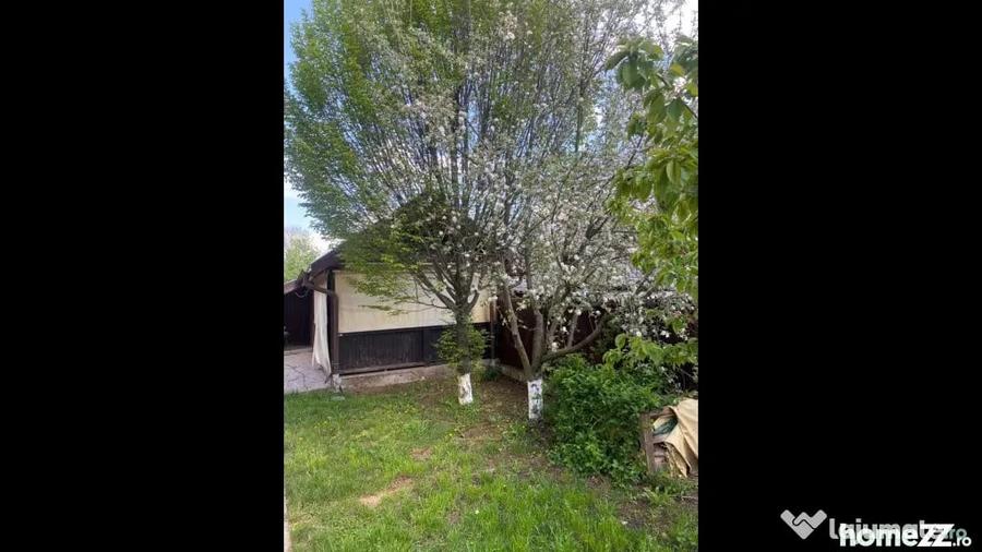 Casă cu 5 camere cu Teren 273 Mp în Butimanu
