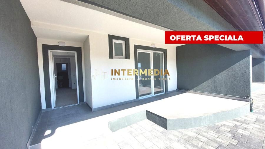 Casă individuală cu 4 camere cu Canalizare în Cetate