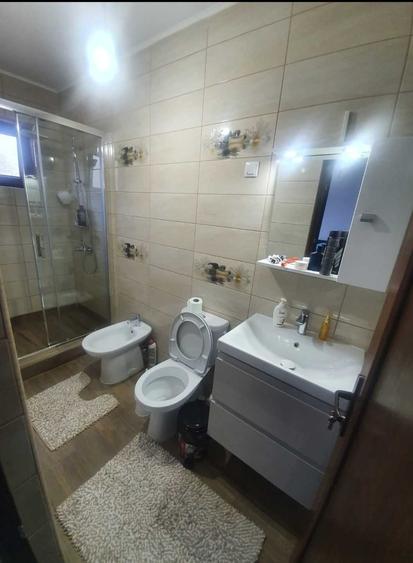 Casă cu 4 camere în Cumpăna