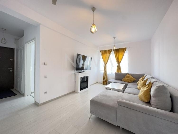 Apartament cu 3 camere semidecomandat, mobilat în Turnișor