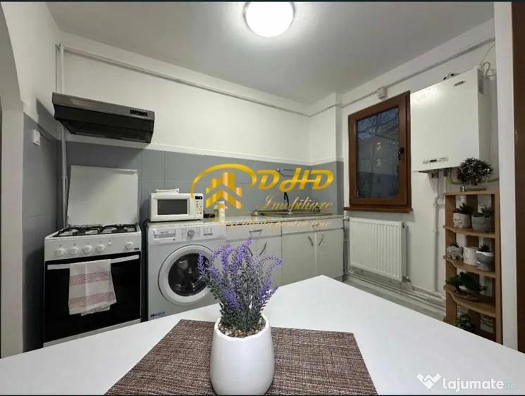 Apartament cu 2 camere semidecomandat, mobilat în Central