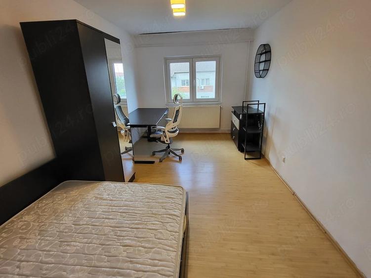 Apartament cu 3 camere decomandat în Bucovina