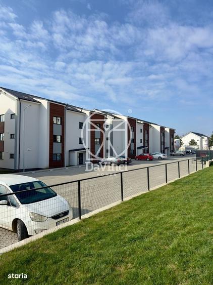 Apartament cu 3 camere decomandat în Cristian
