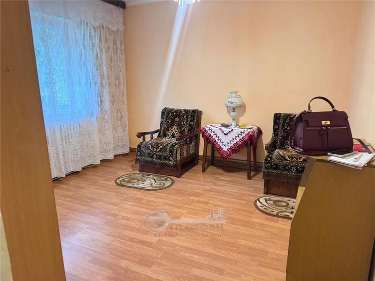 Apartament cu 2 camere decomandat, mobilat în Nicolina