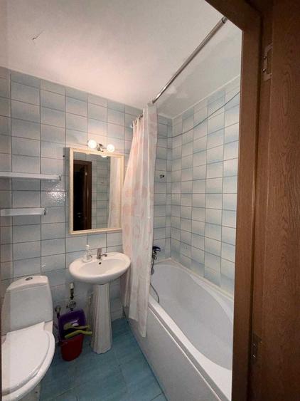Apartament cu 2 camere decomandat în Drumul Taberei