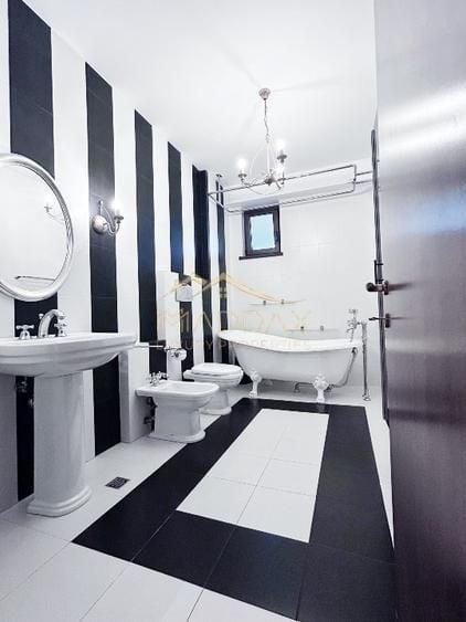 Apartament cu 3 camere decomandat în Băneasa