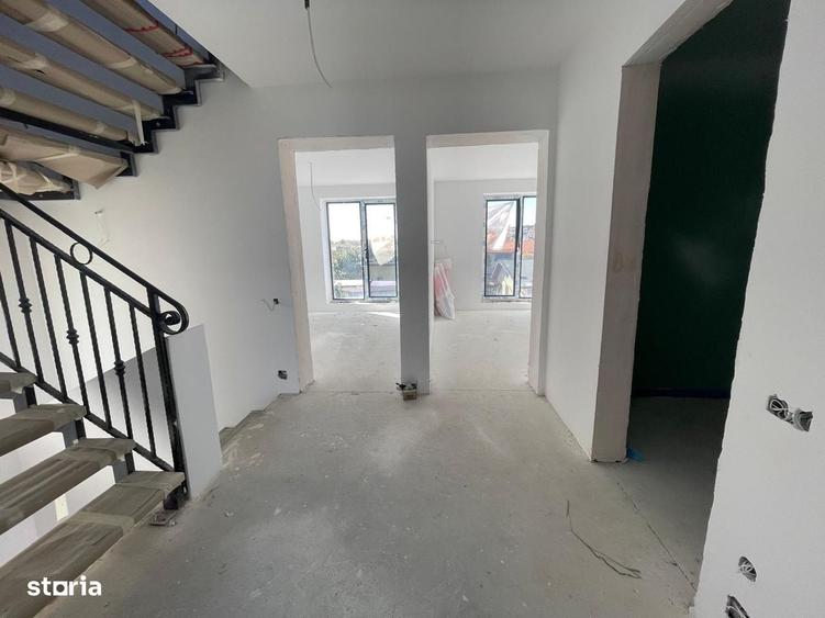 Casă cu 4 camere în Feleacu