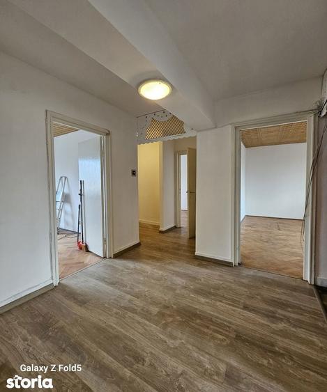 Apartament 3 camere de vanzare Bulevardul Dimitrie Cantemir, Oradea - 6