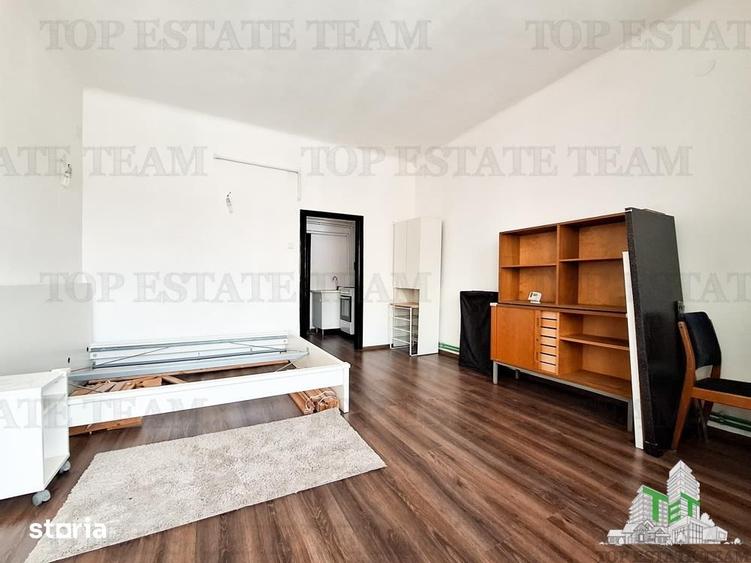 Apartament cu 4 camere în Ștefan cel Mare