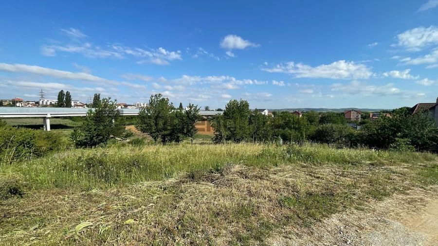 Teren Construcții intravilan de 4152 mp, în Sânmartin