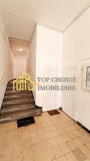 Apartament cu 3 camere decomandat în Barbu Văcărescu