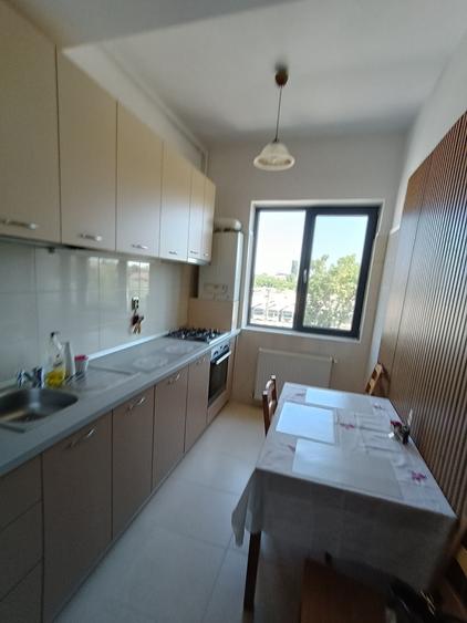 Apartament cu 2 camere decomandat, mobilat în Giulești