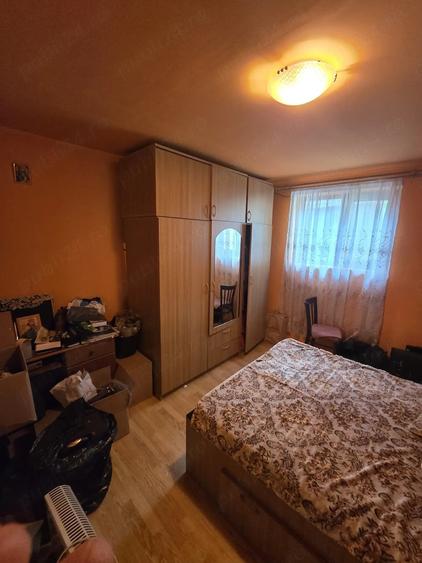 Casă cu 3 camere cu Teren 400 Mp în Central