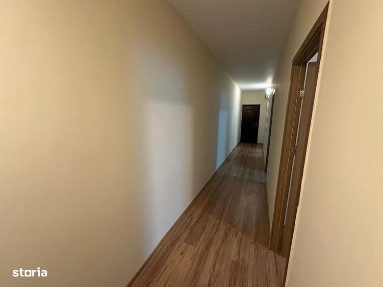 Apartament cu 3 camere decomandat în Albești