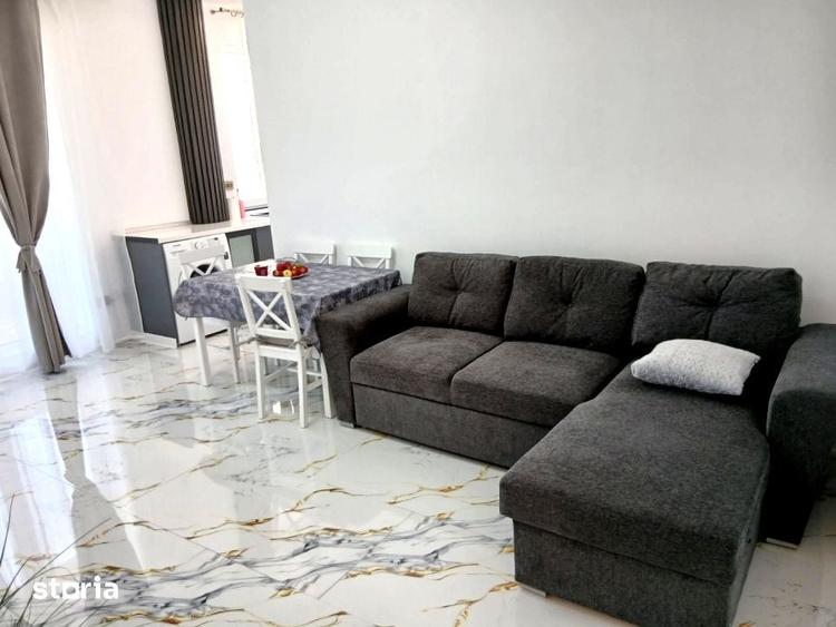 Apartament cu 2 camere semidecomandat în Florești