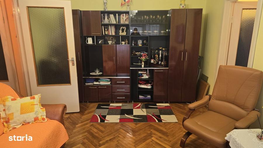 Apartament cu 2 camere semidecomandat în Zamfirescu