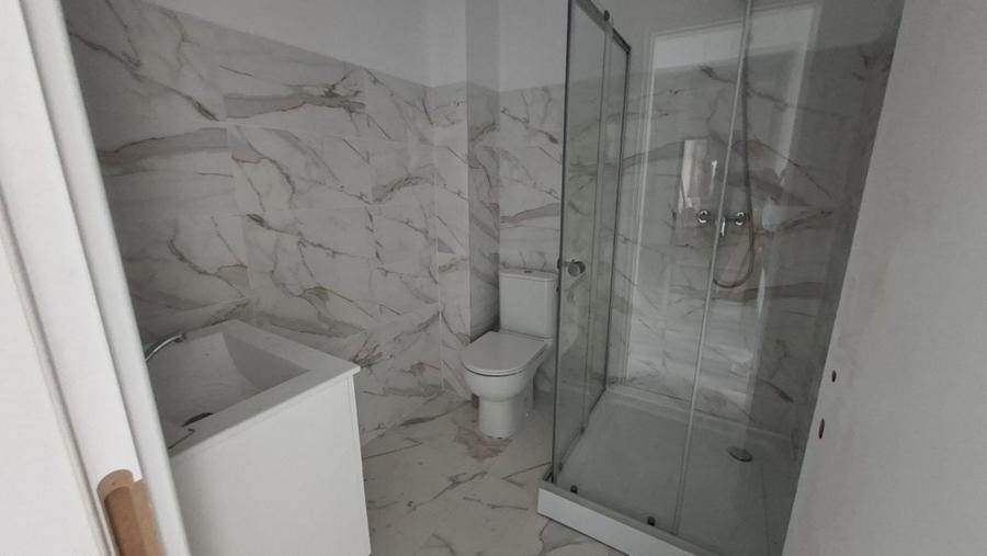 Apartament cu 2 camere decomandat în Exterior Est
