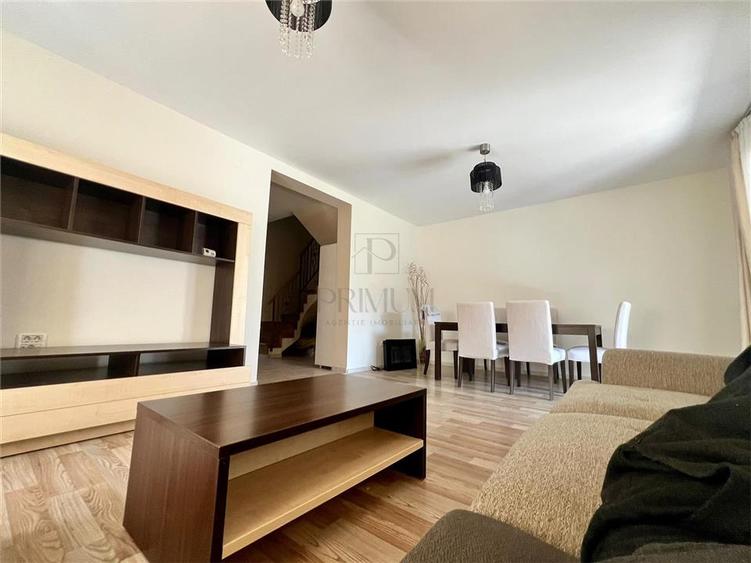 Duplex cu 4 camere cu Canalizare în Moșnița Nouă