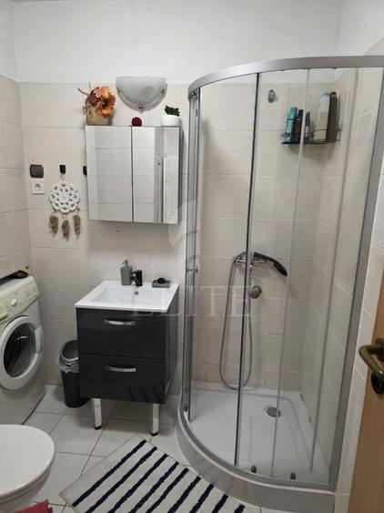 Apartament 2 camere în zona MAGAZINUL SORA - 17