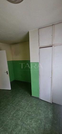 Apartament cu 4 camere decomandat în Dâmbul Rotund
