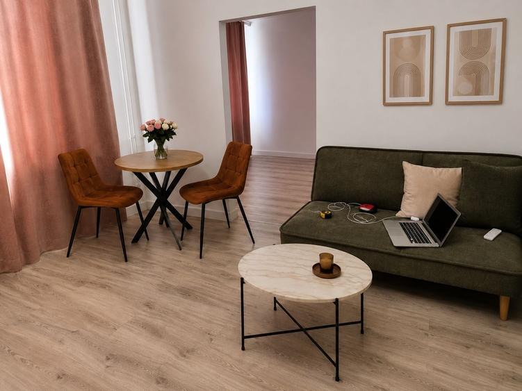 Apartament cu 2 camere decomandat în Grădiște