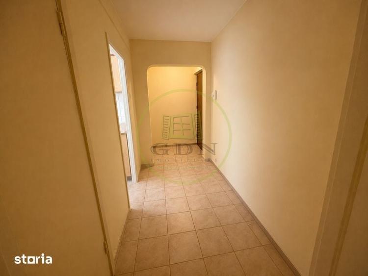 Apartament cu 2 camere semidecomandat în Valea Rosie