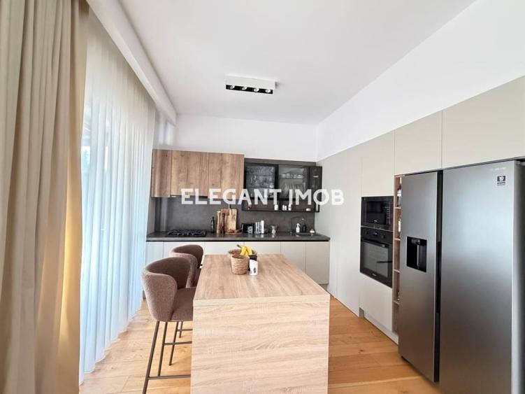 Casă cu 4 camere cu Teren 200 Mp în Corbeanca
