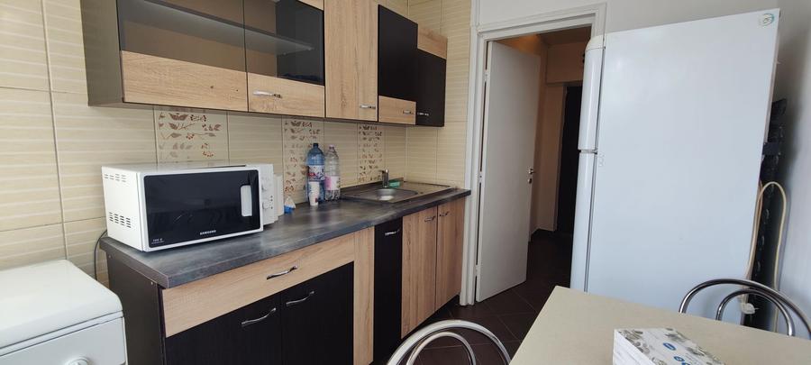 Apartament cu 2 camere decomandat în Drumul Taberei