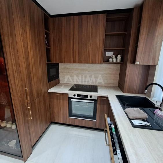 Apartament cu 2 camere semidecomandat, mobilat în Central