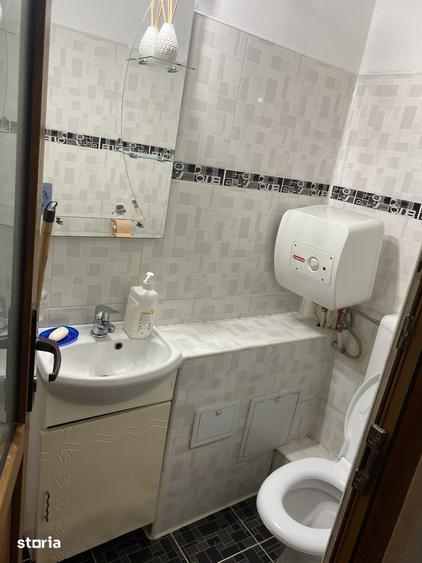 Apartament cu 2 camere decomandat în Exterior Vest
