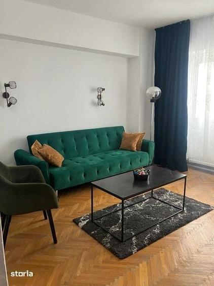 Apartament cu 2 camere decomandat în Central