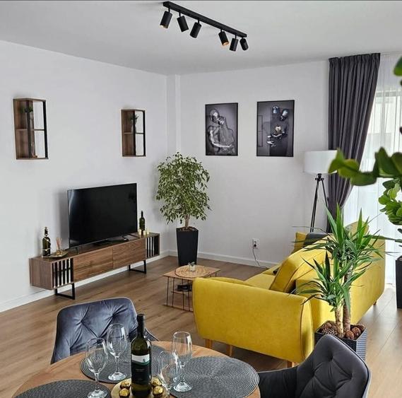 Apartament cu 2 camere decomandat în Livezeni