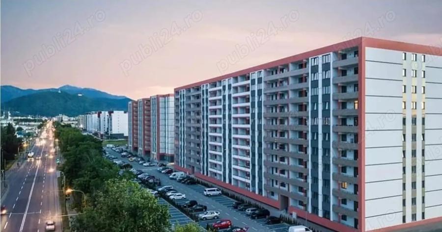 Apartament cu 3 camere decomandat în Tractorul