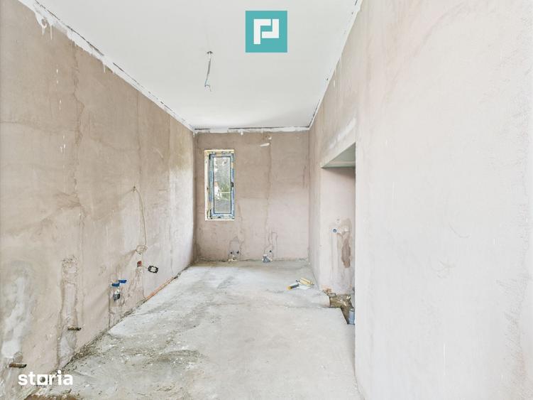 Casă cu 3 camere decomandat cu Teren 1197 Mp în Central