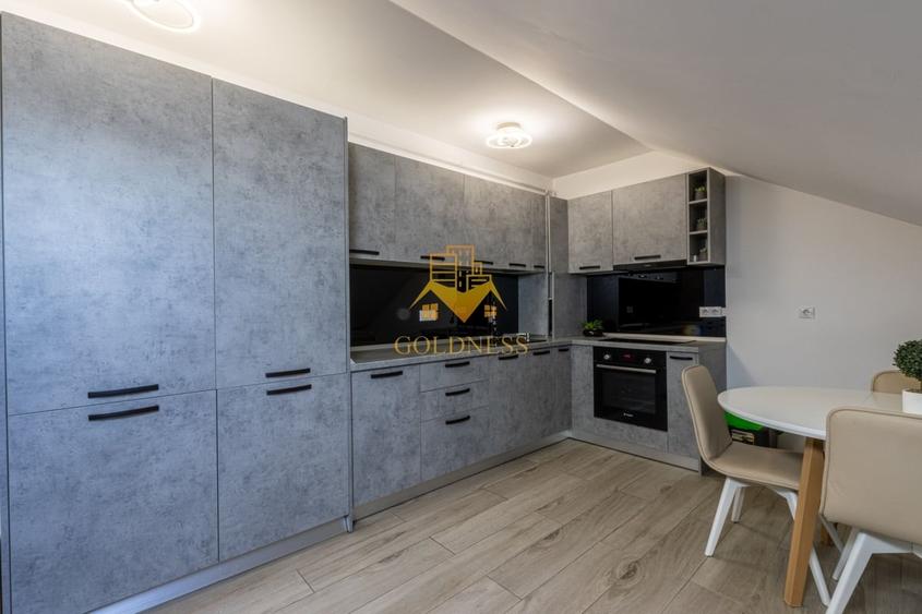 Apartament cu 3 camere semidecomandat în Central