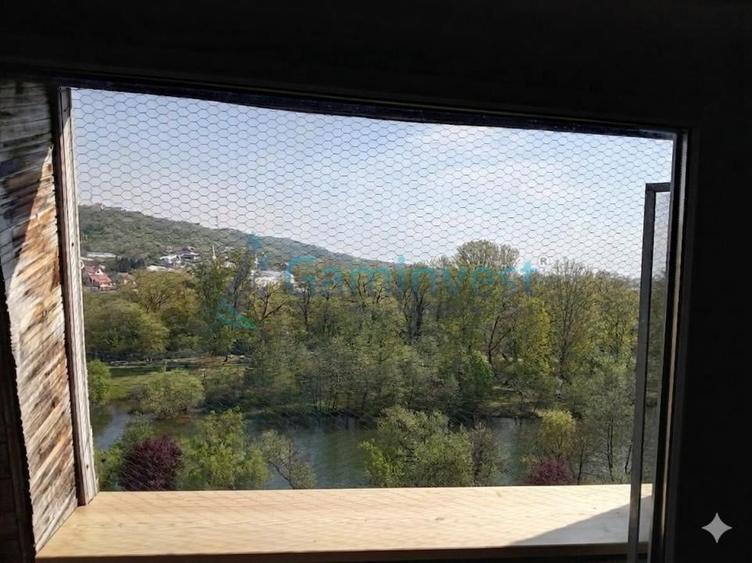 Apartament cu 3 camere decomandat în Dragoș Vodă
