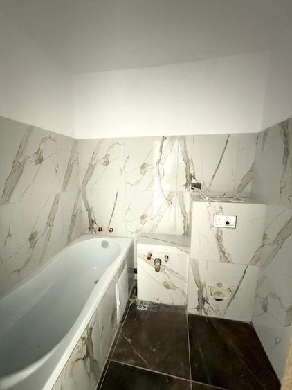 Apartament cu 3 camere decomandat în Șagului