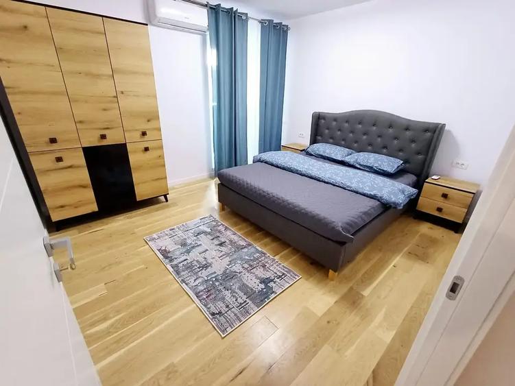 Apartament cu 2 camere decomandat, mobilat în Regie