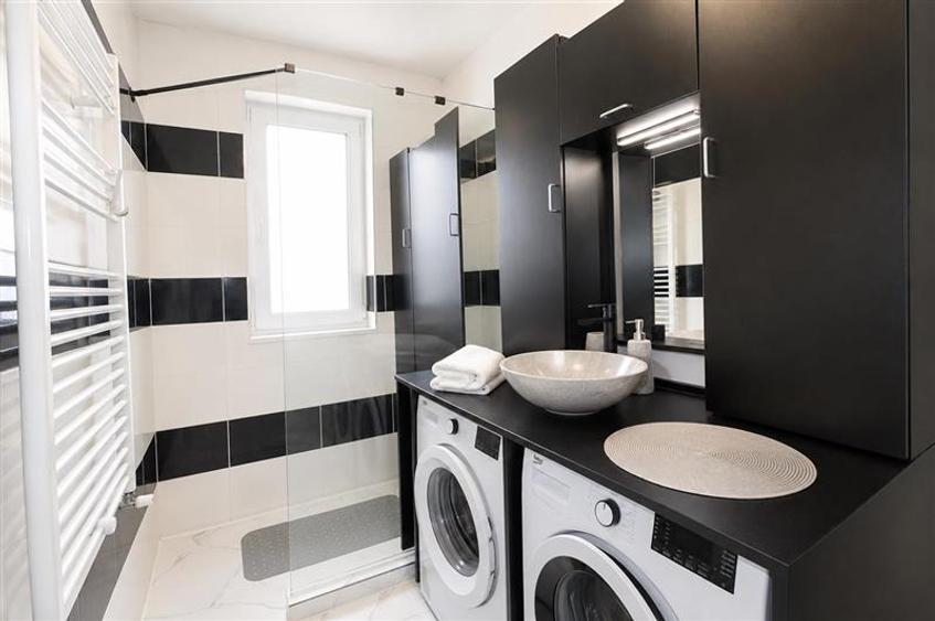 Apartament cu 2 camere decomandat în Tractorul