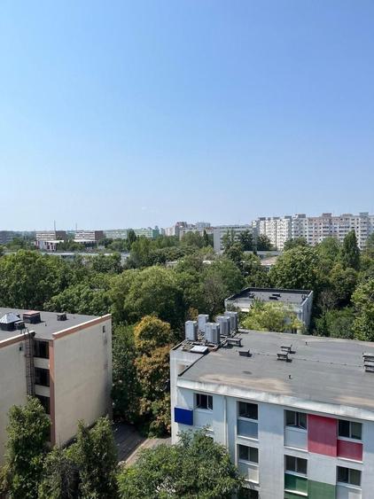 Apartament cu 2 camere decomandat în Titan — fotografia 3