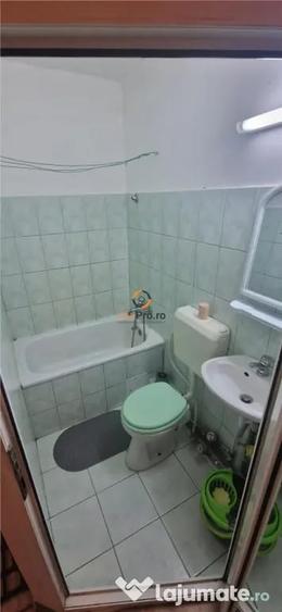 Garsonieră în Girocului