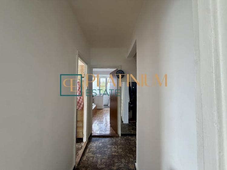 Apartament cu 3 camere decomandat, mobilat în Girocului