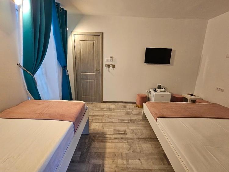 Casă cu 5 camere cu Canalizare în Central