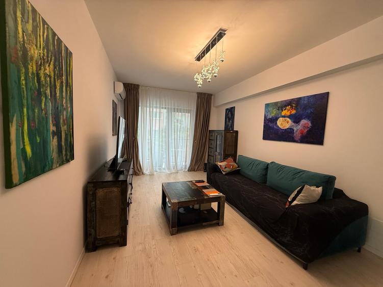 Apartament cu 3 camere în Cotroceni
