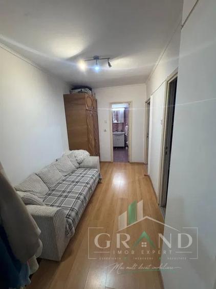 Apartament cu 3 camere decomandat, mobilat în Mănăștur