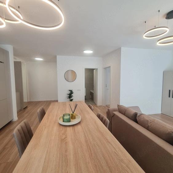 Apartament cu 2 camere semidecomandat în Central