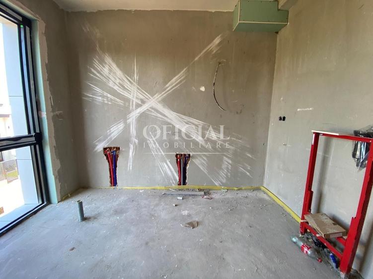 Duplex cu 4 camere cu Canalizare în Europa