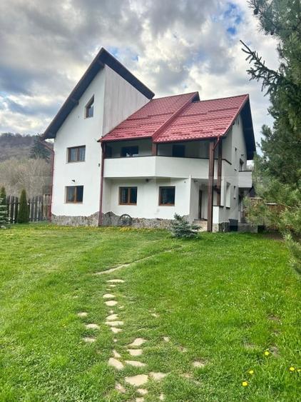 Hotel/Pensiune, de 600 mp, în Babarunca