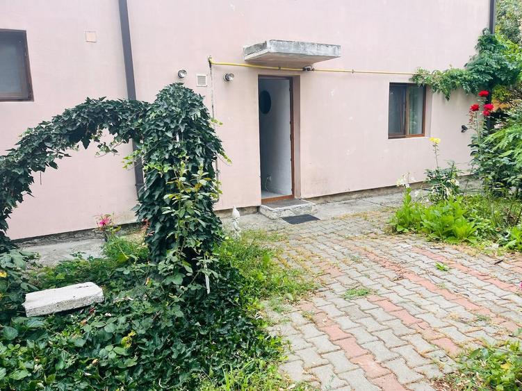 Casă individuală cu 3 camere cu Canalizare în Brestei